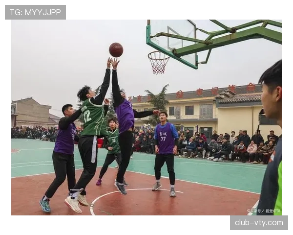 篮球规则解读:起跳接触判罚的判定标准与常见场景分析 篮球规则解读:起跳接触判罚的判定标准与常见场景分析